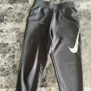 Nike Kids Boy's Therma Fleece Athletic Pants Size M.